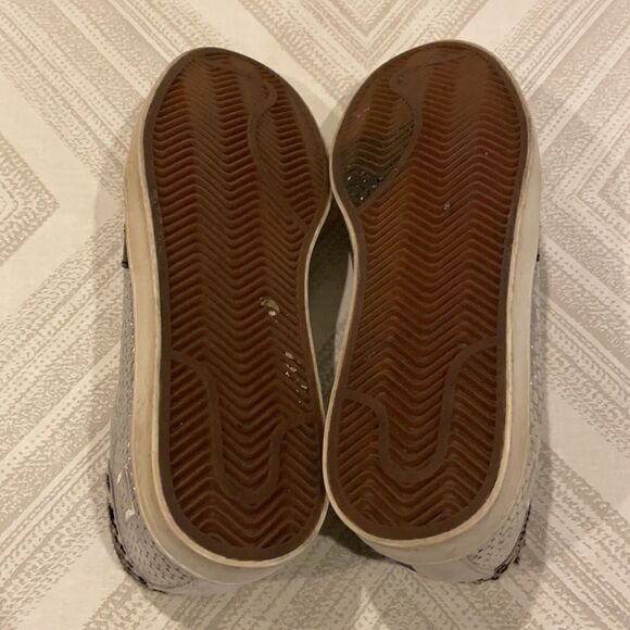 D.A.T.E. Women’s Silver & Black + Zebra Fur Sneakers - Picture 7 of 8